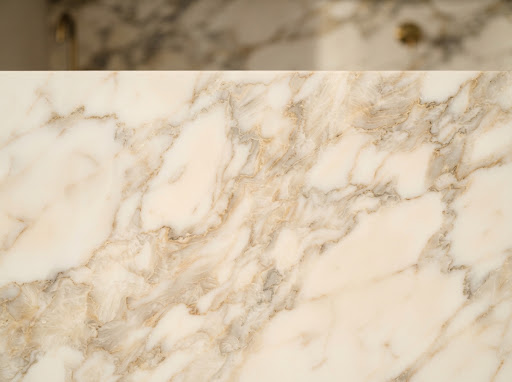 Calacatta Ivory